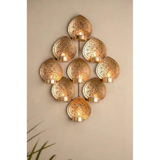 METAL MESTERY Gold Hanging Metal Tea Light Holder - Pack of 1